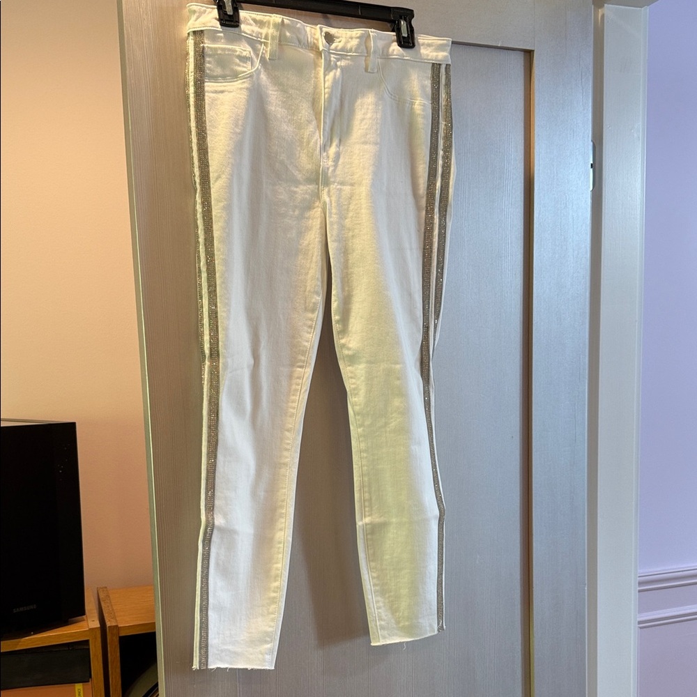 L’Agence Diamanté jeans NEW Never worn